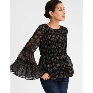 American Eagle Dark Floral Smocked Bell Sleeve Top Whimsigoth Fairy 70s Blouse M